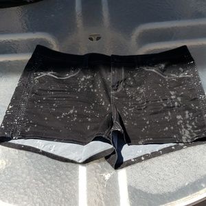 💛💛💛Black Jean short shorts